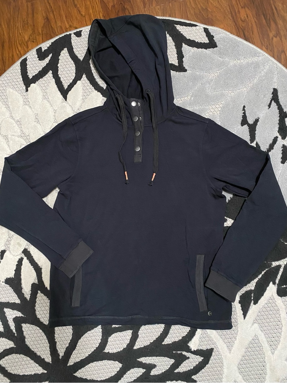 Carbon 2 Cobalt Woman’s Exquisite Hoodie Size Small